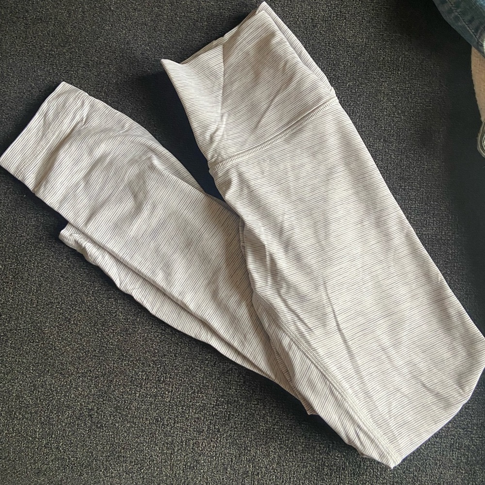Lululemon leggings